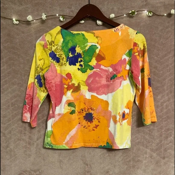 Ruby Rd Top - Picture 2 of 2